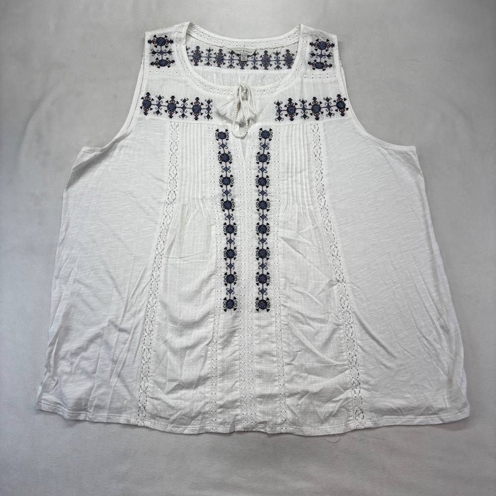 Lucky Brand Tank Top Bundle Women 2X White Navy Boho Embroidered Paisley Tassels - Picture 3 of 11